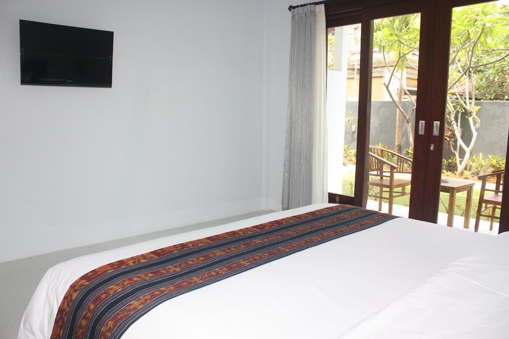 U House Kerobokan (Bali) Phòng bức ảnh