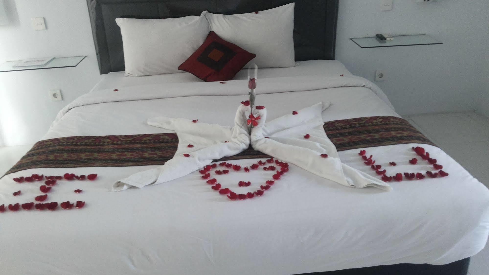 U House Kerobokan (Bali) Ngoại thất bức ảnh
